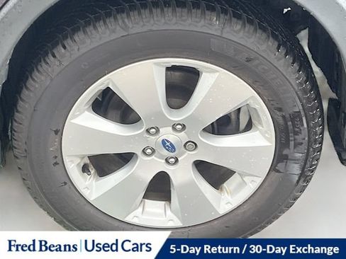 Used 2012 Subaru Outback 2.5i Limited w/ Moonroof Pkg AWD/4WD image 36