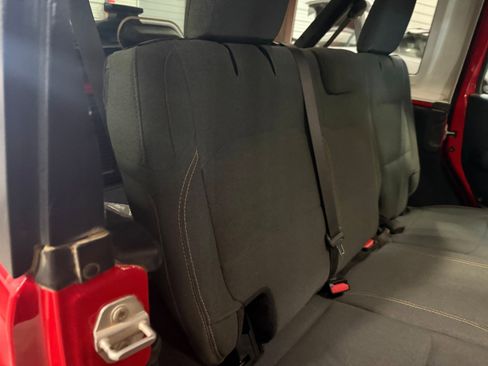 Used 2024 Jeep Wrangler Unlimited Sport w/ Convenience Group image 17