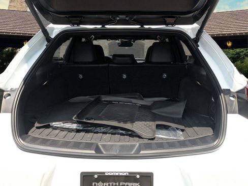 Used 2026 Lexus UX 300h FWD image 19