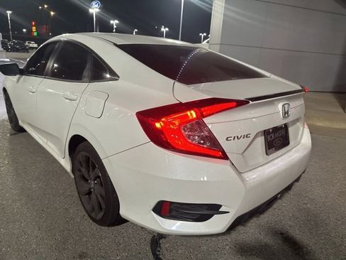 Used 2019 Honda Civic Sport image 7