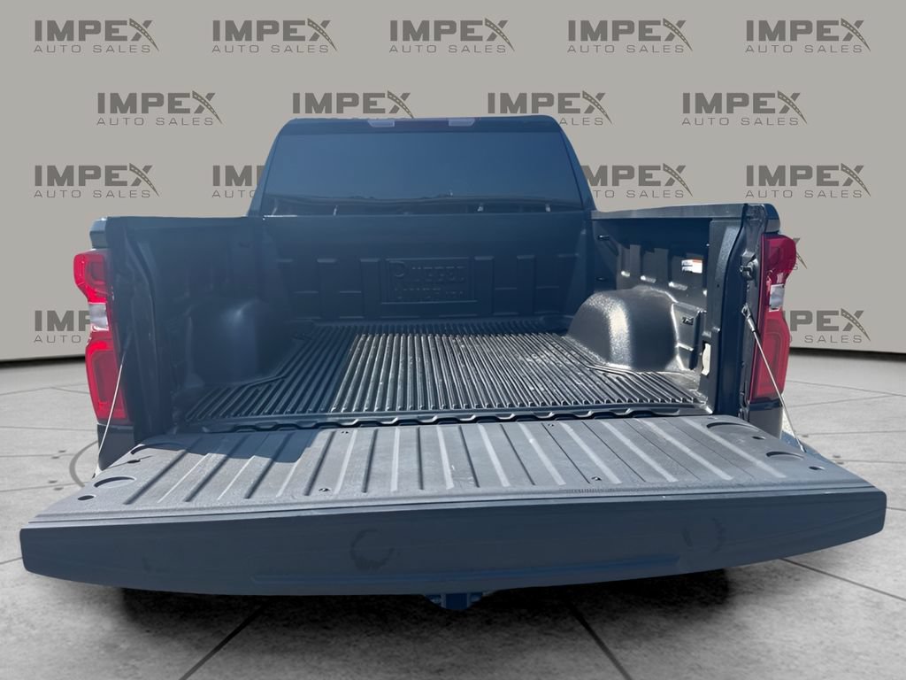 Used 2023 Chevrolet Silverado 1500 LTZ RWD image 18