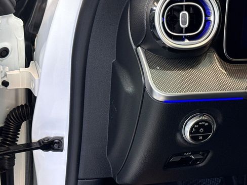 Certified 2022 Mercedes-Benz C 300 Sedan image 10