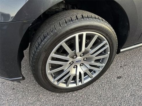 Used 2024 Ford Expedition Limited image 27