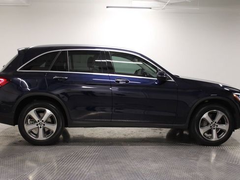 Certified 2022 Mercedes-Benz GLC 300 image 8
