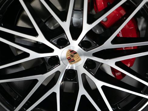 New 2026 Porsche Cayenne GTS AWD/4WD image 11