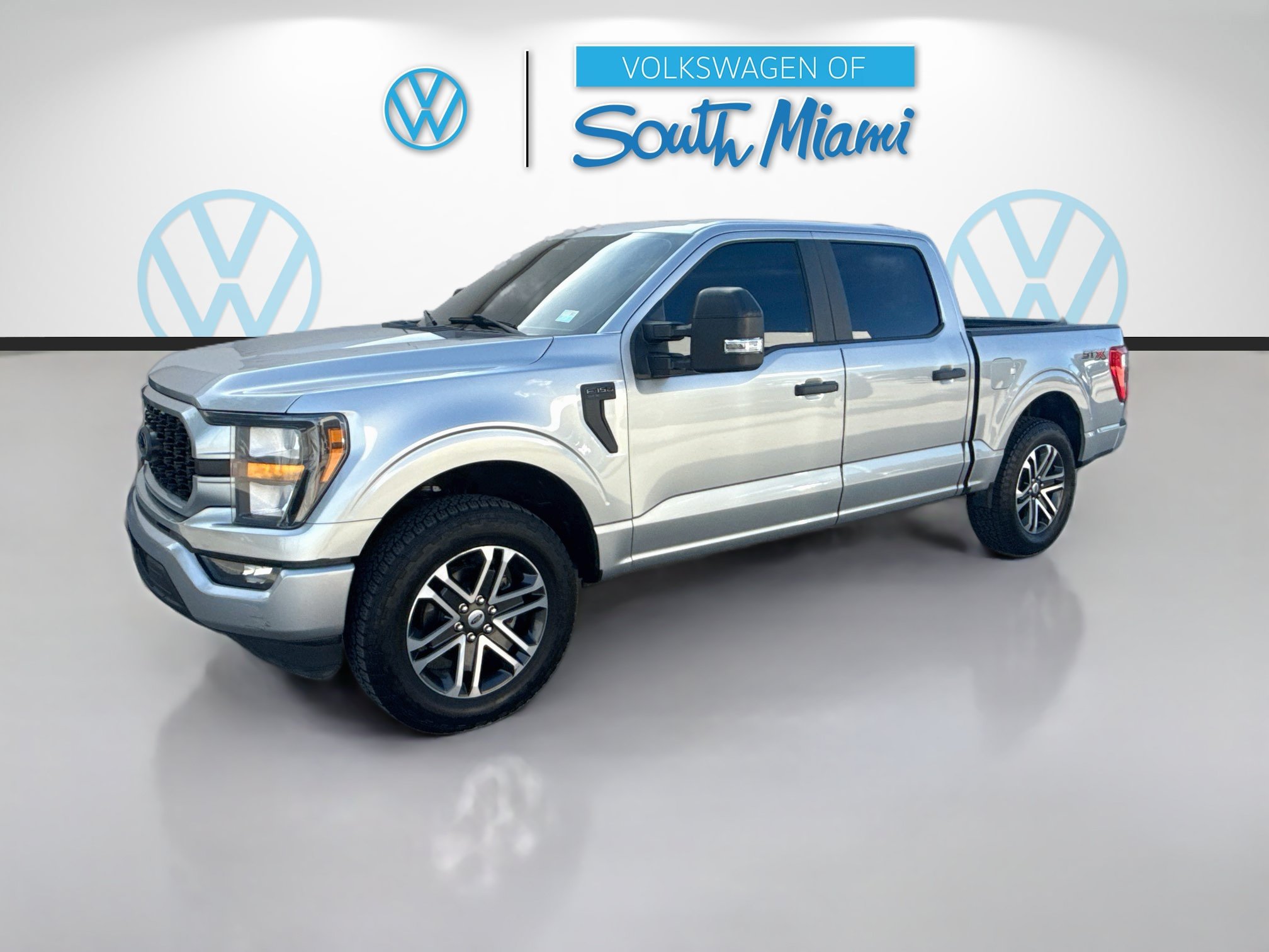 Used 2023 Ford F150 XL RWD image 3