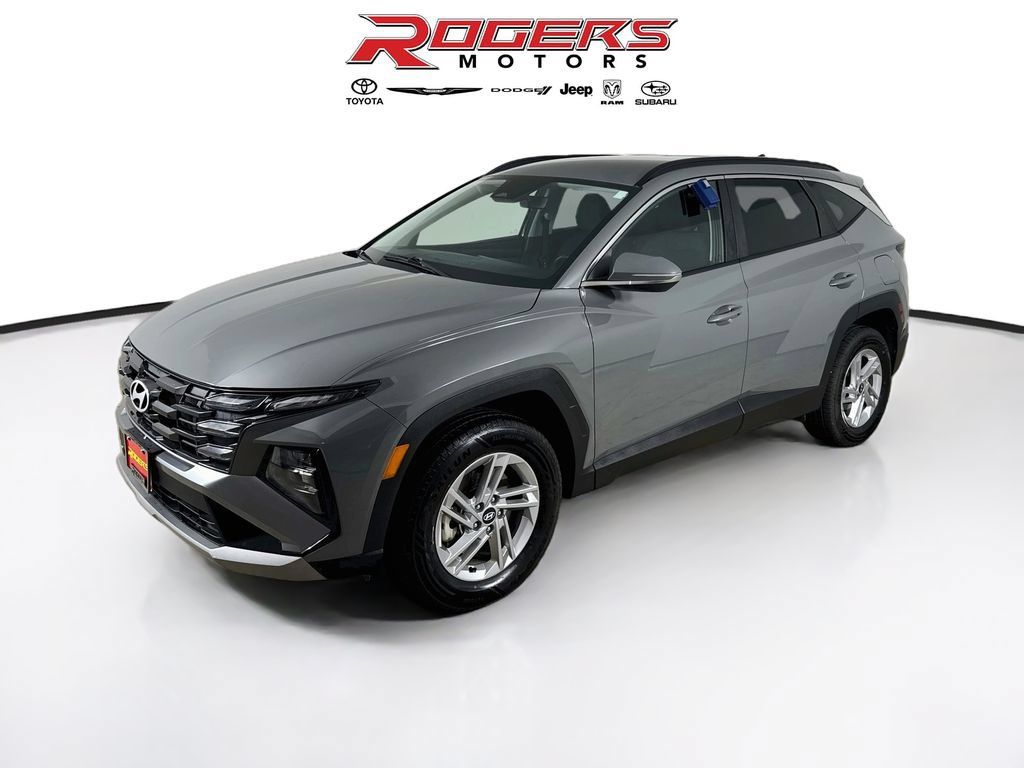 Used 2025 Hyundai Tucson SEL AWD/4WD image 3