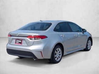 Used 2025 Toyota Corolla LE video 2