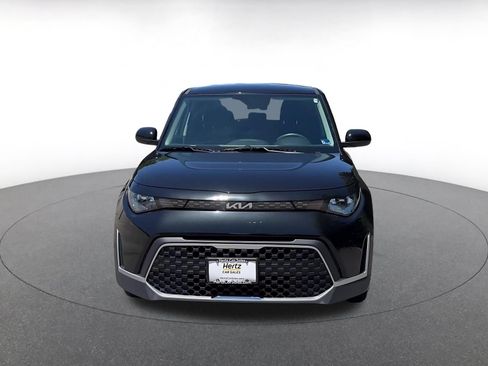 Used 2025 Kia Soul LX w/ LX Technology Package FWD image 4