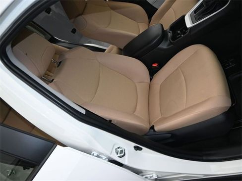 Used 2025 Toyota RAV4 LE image 14