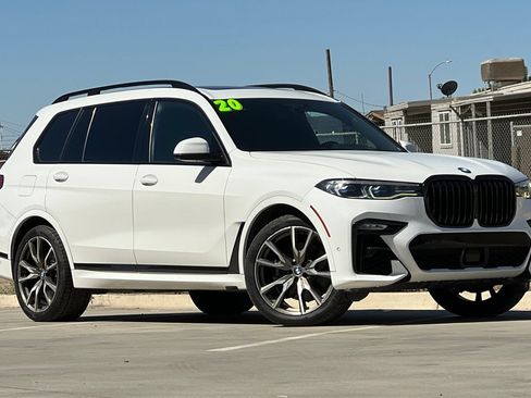 Used 2020 BMW X7 M50i AWD/4WD image 2