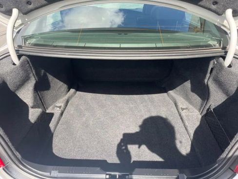 Used 2010 BMW 535i xDrive Sedan image 18