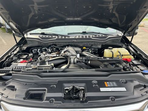 Used 2022 Ford F350 Limited w/ FX4 Off-Road Package image 29