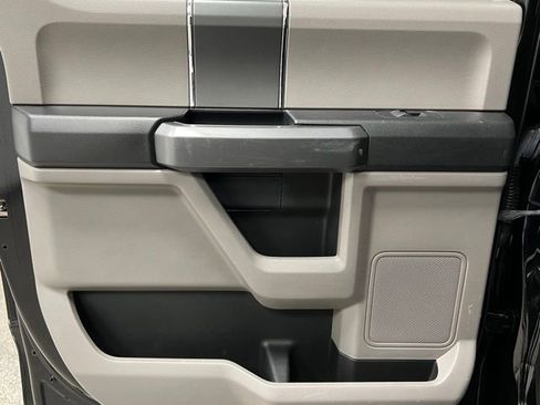 Used 2016 Ford F150 XLT w/ Equipment Group 302A Luxury image 43