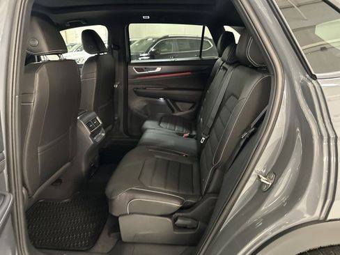 New 2026 Volkswagen Atlas Cross Sport SEL R-Line image 22