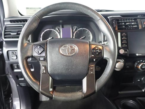 Used 2020 Toyota 4Runner Venture w/ Moonroof Package AWD/4WD image 29