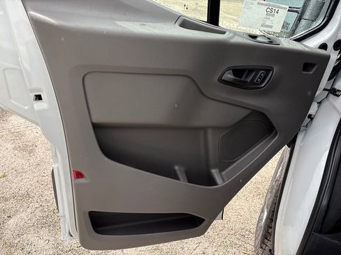 New 2026 Ford Transit 250 148 Medium Roof RWD image 25