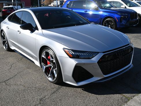 Used 2024 Audi RS 7 Performance image 31