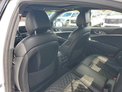 Used 2020 Genesis G70 3.3T w/ Sport Package image 15