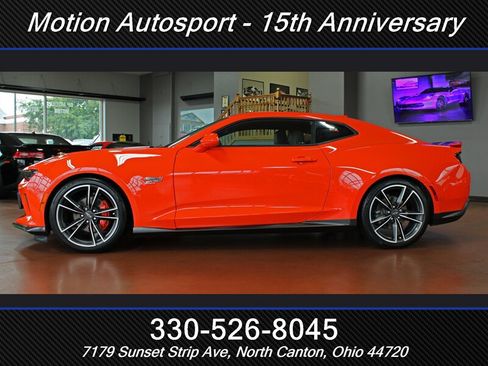 Used 2018 Chevrolet Camaro LT w/ Hot Wheels Edition RWD image 7