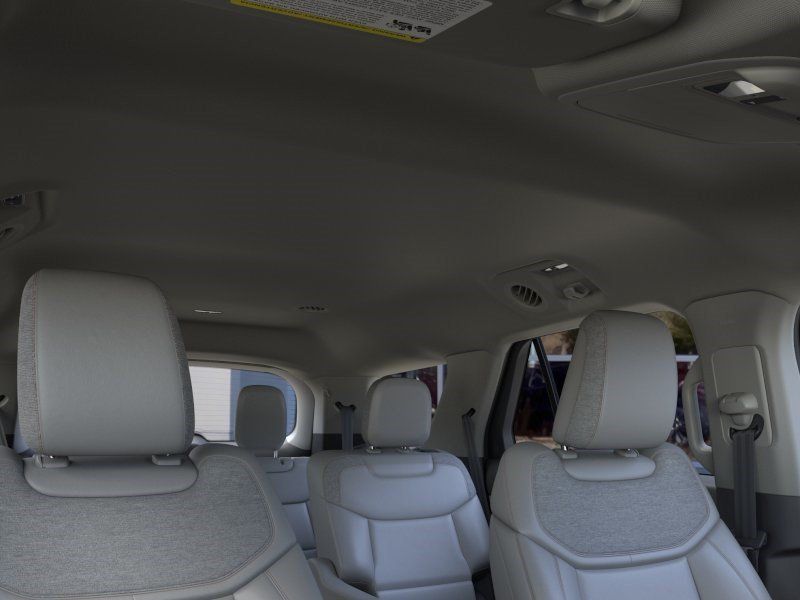 New 2026 Ford Explorer Active w/ Active Comfort Package AWD/4WD image 23