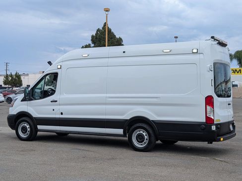 Used 2019 Ford Transit 250 148 High Roof Extended RWD image 7