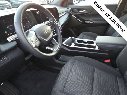 Used 2025 Chevrolet Equinox LT w/ Midnight Edition image 22