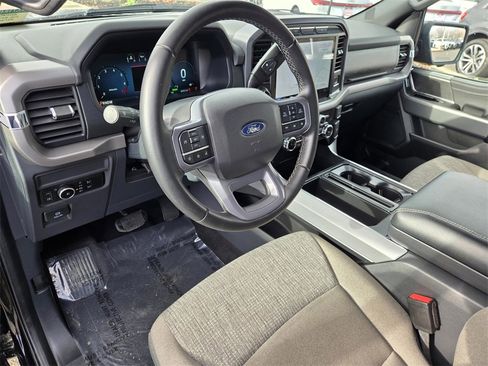 Used 2024 Ford F150 XLT w/ Mobile Office Package image 19