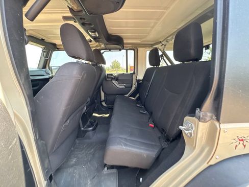 Used 2017 Jeep Wrangler Unlimited Sport w/ Quick Order Package 24S AWD/4WD image 14
