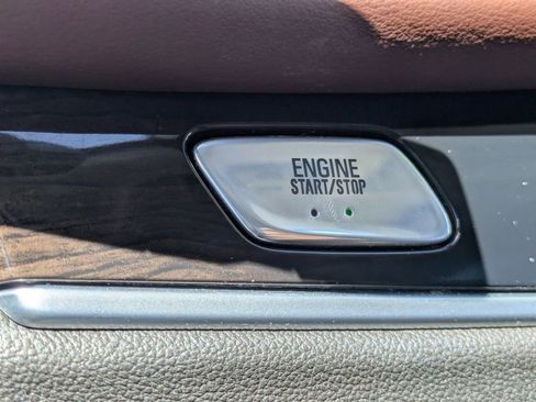 Used 2021 Buick Enclave Avenir w/ Avenir Technology Package AWD/4WD image 31