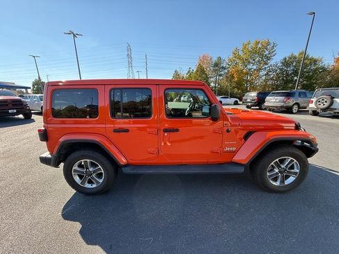Used 2020 Jeep Wrangler Unlimited Sahara image 6