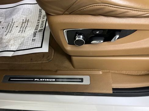 Used 2017 Cadillac Escalade Platinum image 57