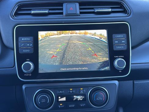 Certified 2023 Nissan Leaf S image 18