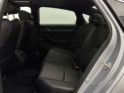 Used 2020 Honda Accord Sport image 27