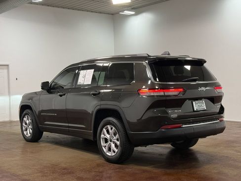 Used 2022 Jeep Grand Cherokee L Limited AWD/4WD image 26