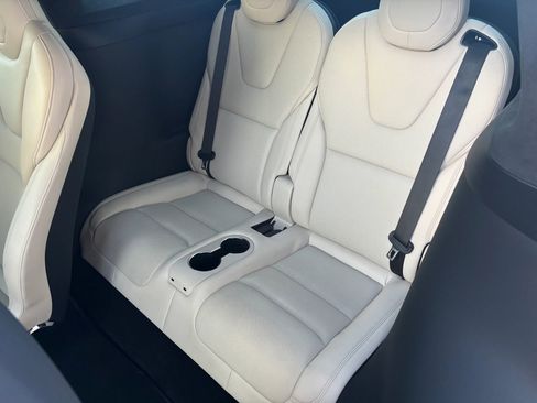 Used 2023 Tesla Model X AWD/4WD image 15