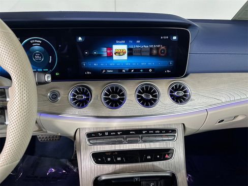 Used 2022 Mercedes-Benz E 450 Cabriolet image 27