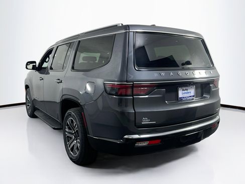 Used 2022 Jeep Wagoneer Series III AWD/4WD image 7