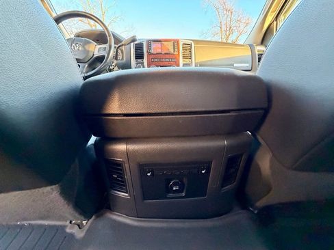 Used 2010 Dodge Ram 3500 Truck Laramie w/ Chrome Accents Group image 17