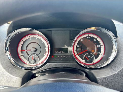 Used 2019 Dodge Grand Caravan SE FWD image 13