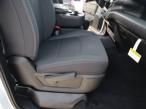 New 2026 RAM 2500 Tradesman AWD/4WD image 13