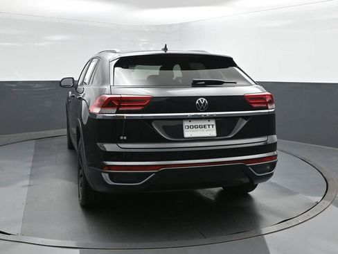 Used 2021 Volkswagen Atlas Cross Sport SE FWD image 5