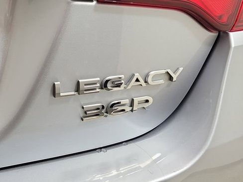 Used 2019 Subaru Legacy 3.6R Limited w/ Popular Package #2A AWD/4WD image 9