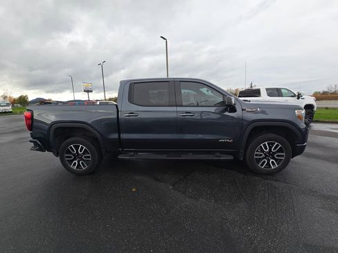 Used 2020 GMC Sierra 1500 AT4 w/ AT4 Premium Package image 3
