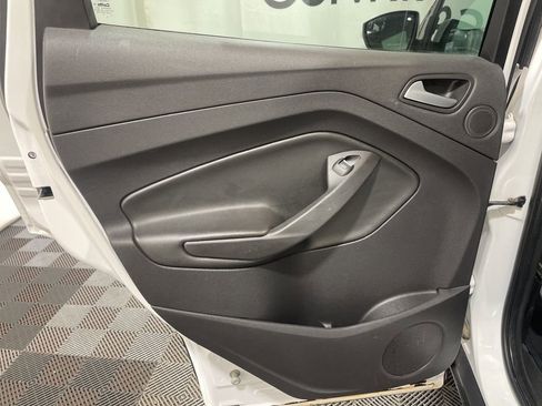 Used 2013 Ford Escape SEL image 17