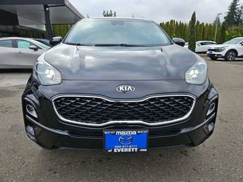 Used 2022 Kia Sportage LX image 2