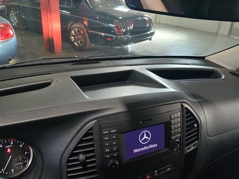 Used 2020 Mercedes-Benz Metris Passenger image 22