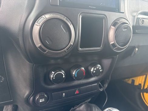 Used 2015 Jeep Wrangler Sport w/ Connectivity Group image 20
