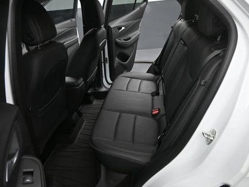 Used 2021 Buick Encore GX Essence w/ Experience Buick Package FWD image 15