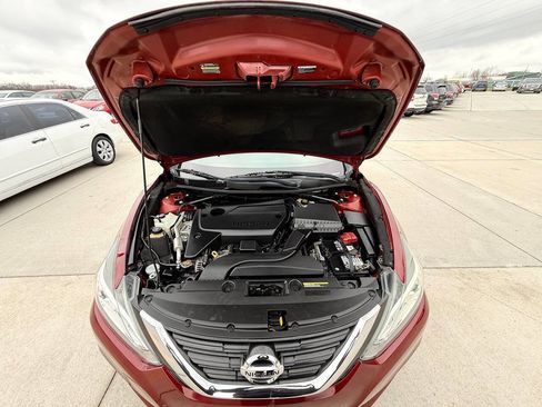 Used 2017 Nissan Altima 2.5 SV image 14